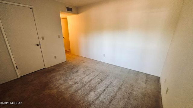 7664 E 22nd St Apt 4, Tucson, AZ 85710