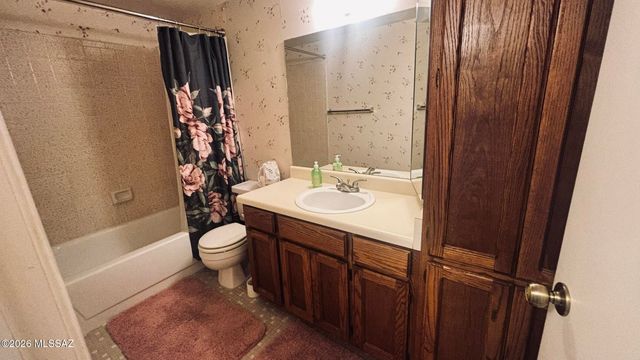 7664 E 22nd St Apt 4, Tucson, AZ 85710