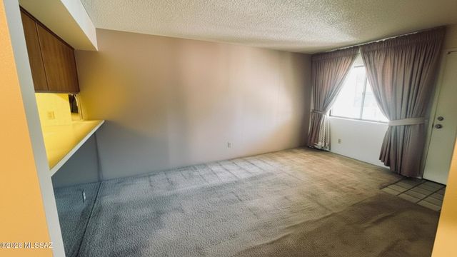 7664 E 22nd St Apt 4, Tucson, AZ 85710
