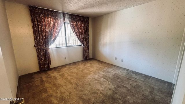 7664 E 22nd St Apt 4, Tucson, AZ 85710