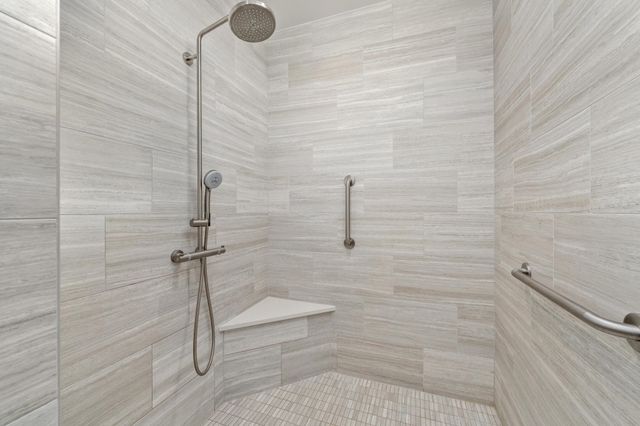 2012 N Veranda Cir, Wichita, KS 67206