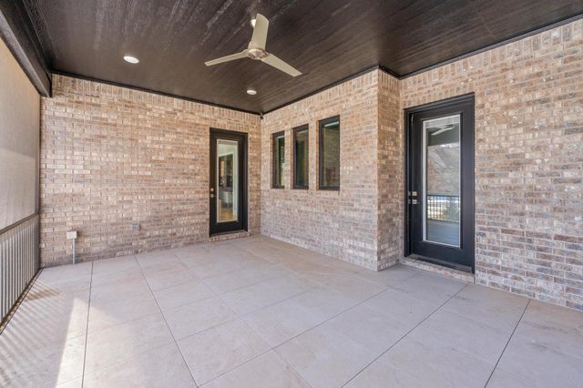 2012 N Veranda Cir, Wichita, KS 67206