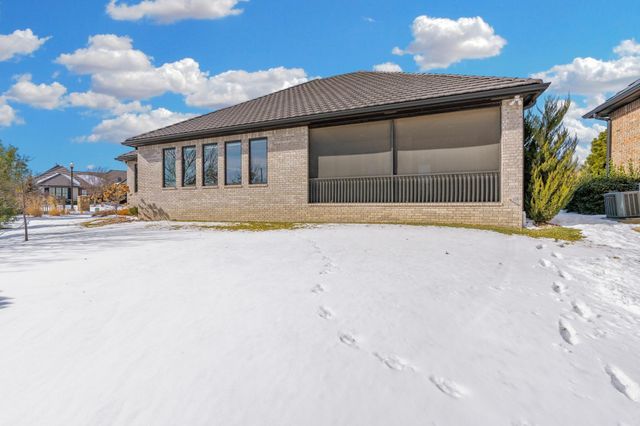 2012 N Veranda Cir, Wichita, KS 67206