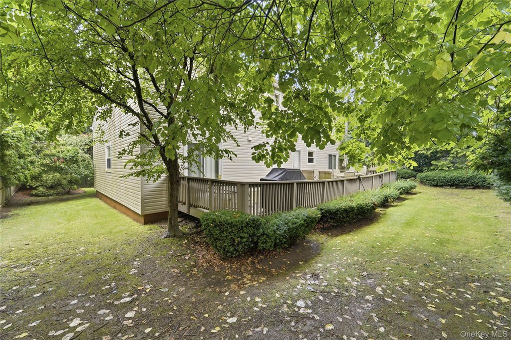 33 Andover Road, Hartsdale, NY 10530 — photo 2