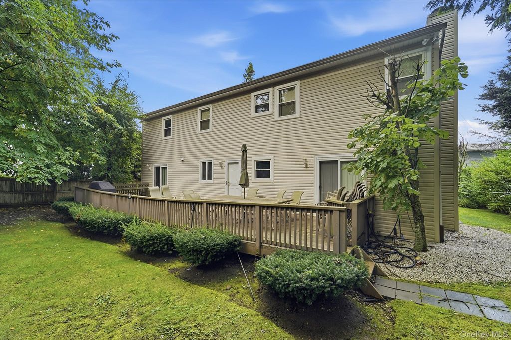 33 Andover Road, Hartsdale, NY 10530 — photo 4