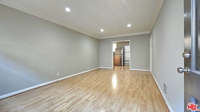 1022 S Norton Avenue B, Los Angeles, CA 90019