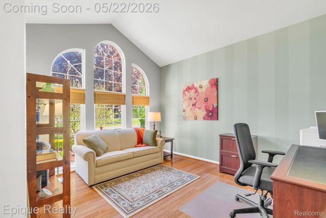 819 Pine Ridge Avenue, Oxford Charter Township, MI 48371