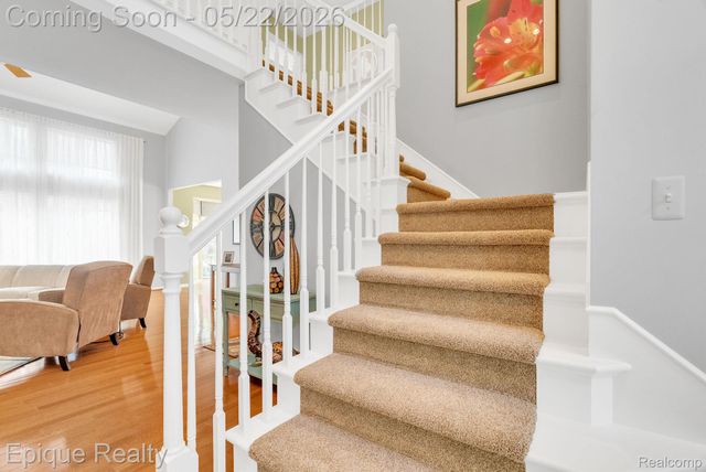 819 Pine Ridge Avenue, Oxford Charter Township, MI 48371