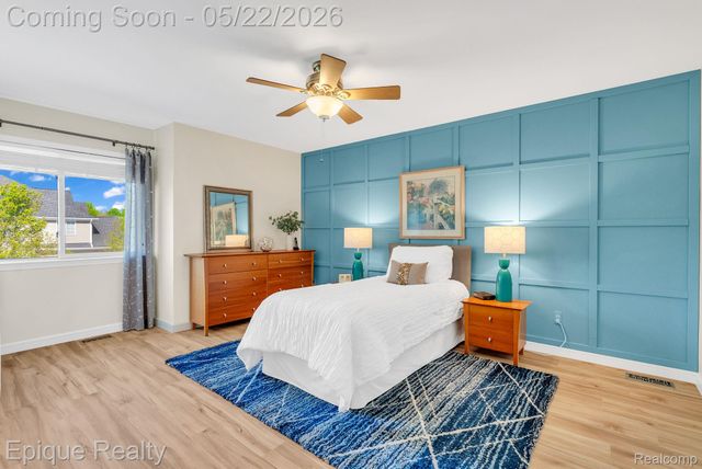 819 Pine Ridge Avenue, Oxford Charter Township, MI 48371