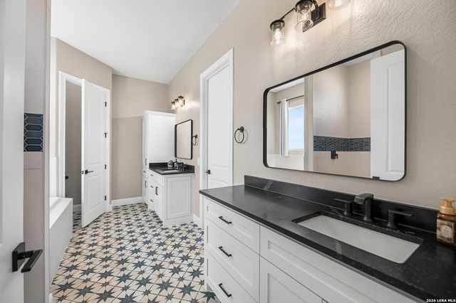 598 Virgil Way, Castroville, TX 78009