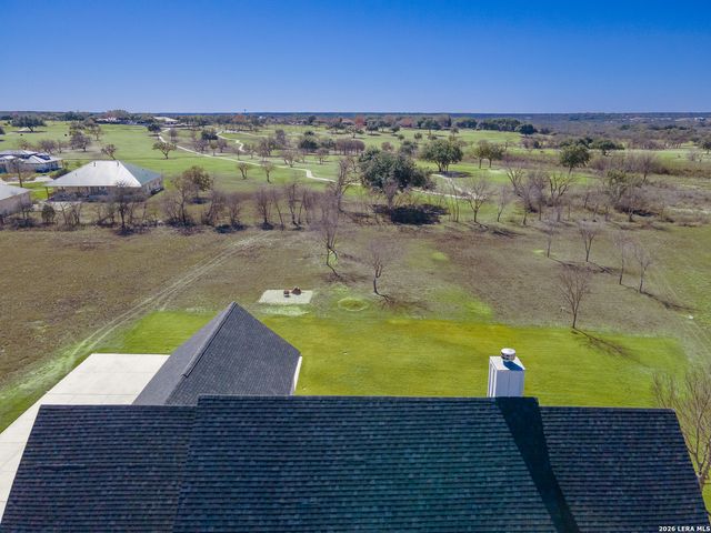 598 Virgil Way, Castroville, TX 78009