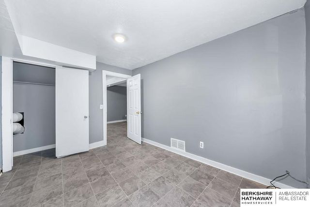 5324 N 46 Street, Omaha, NE 68104