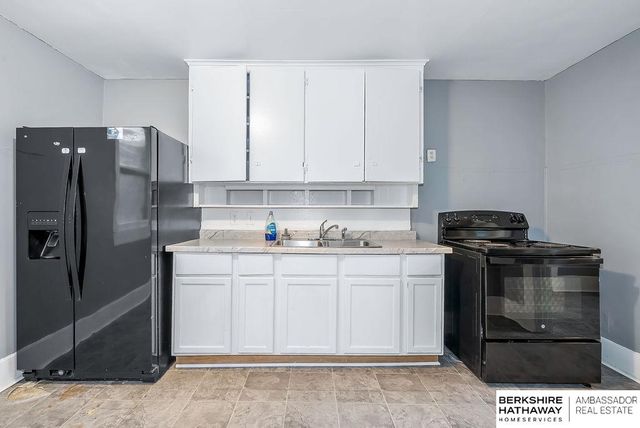 5324 N 46 Street, Omaha, NE 68104