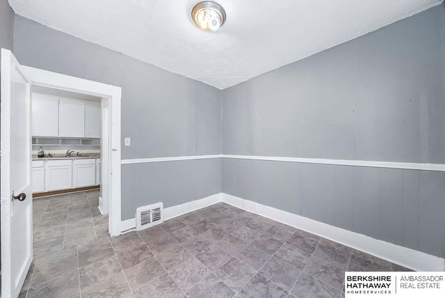 5324 N 46 Street, Omaha, NE 68104