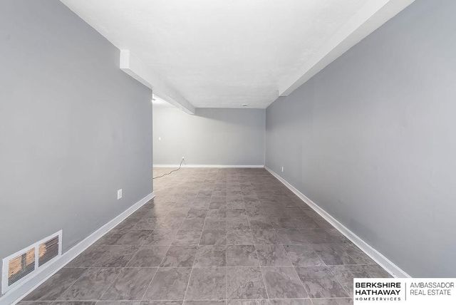 5324 N 46 Street, Omaha, NE 68104