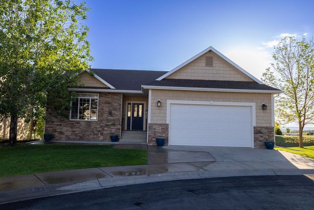 3442 Castle Pines Drive, Billings, MT 59101