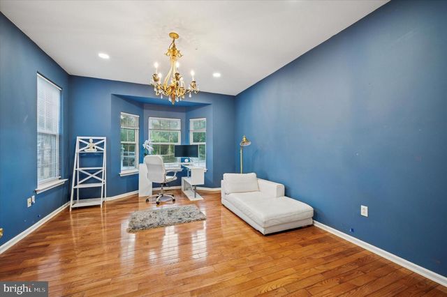 930 HERITAGE DR, Eagleville, PA 19403