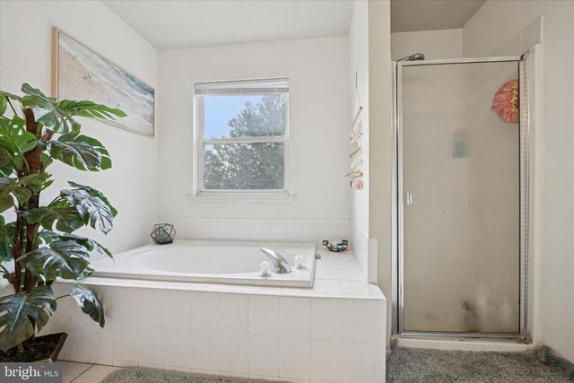 930 HERITAGE DR, Eagleville, PA 19403