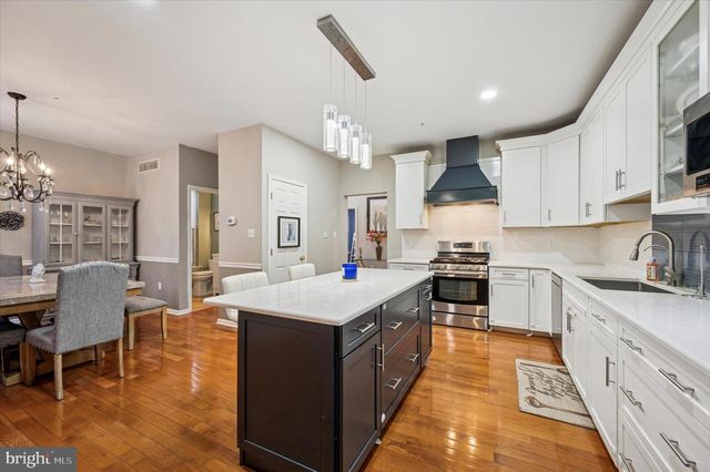 930 HERITAGE DR, Eagleville, PA 19403