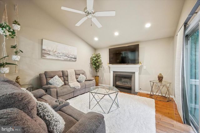 930 HERITAGE DR, Eagleville, PA 19403