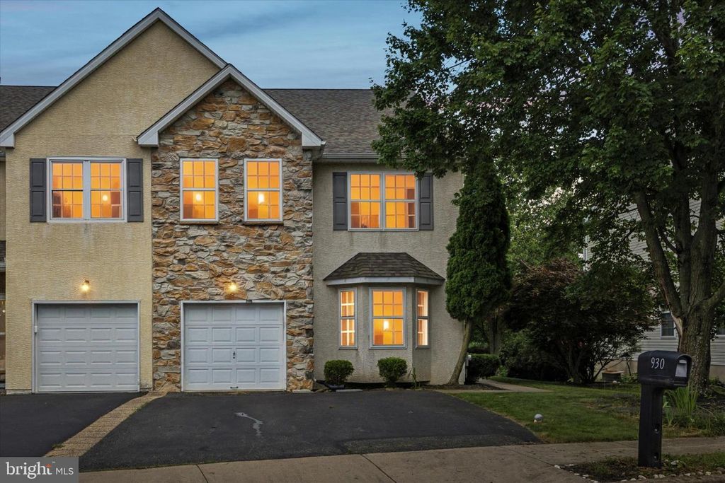 930 HERITAGE DR, Eagleville, PA 19403
