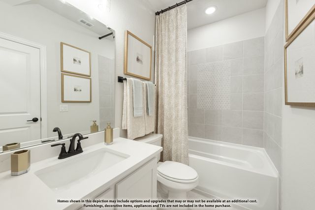 928 Waddle Lane, Desoto, TX 75115