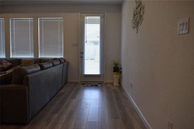 9742 Burlington Bristol Dr, Cypress, TX 77433