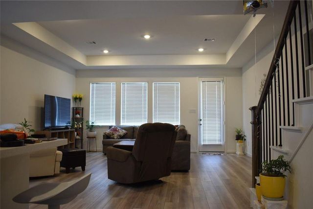 9742 Burlington Bristol Dr, Cypress, TX 77433