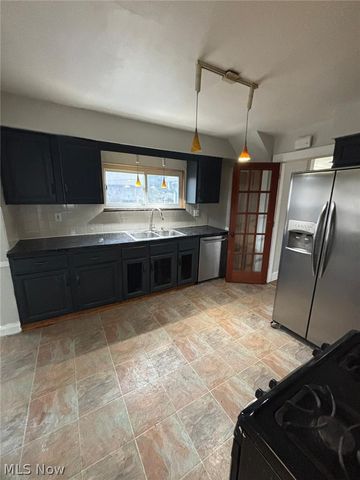 3808 Kirkwood Road, Cleveland Heights, OH 44121