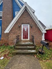 3808 Kirkwood Road, Cleveland Heights, OH 44121