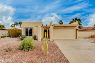 10430 E CHESTNUT Drive, Sun Lakes, AZ 85248
