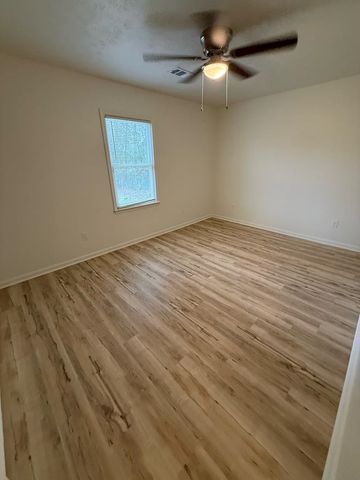 303 Lee Road 0942, Smiths Station, AL 36877