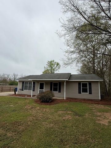 303 Lee Road 0942, Smiths Station, AL 36877