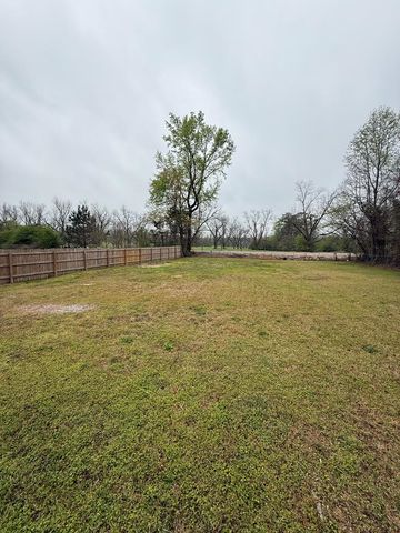 303 Lee Road 0942, Smiths Station, AL 36877