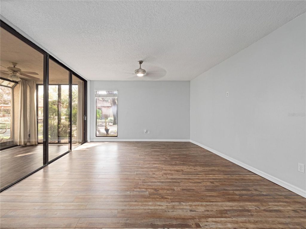 Image 20 of property listing at 2815 MARSALA COURT 2815, Orlando, FL 32806