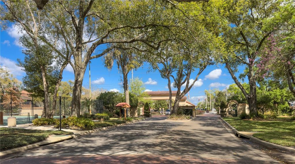 Image 24 of property listing at 2815 MARSALA COURT 2815, Orlando, FL 32806