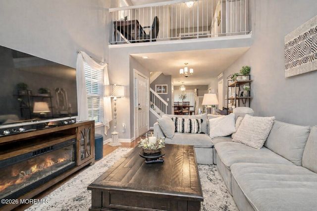 2007 Grassy Hollow Drive, Toms River, NJ 08755