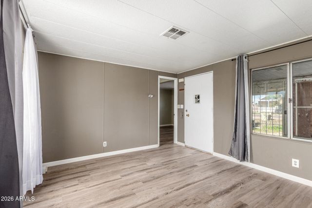 6633 W NANCY Road, Glendale, AZ 85306