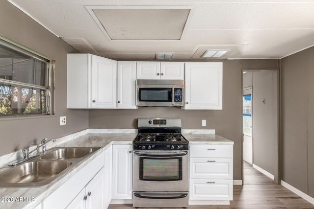 6633 W NANCY Road, Glendale, AZ 85306