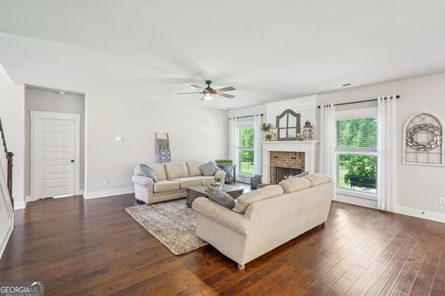 57 Barnsley Farms Drive, Senoia, GA 30276