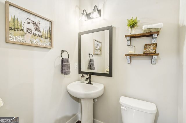 57 Barnsley Farms Drive, Senoia, GA 30276