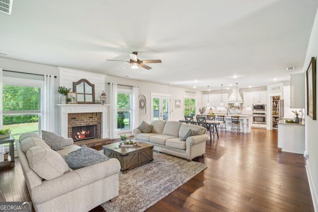 57 Barnsley Farms Drive, Senoia, GA 30276