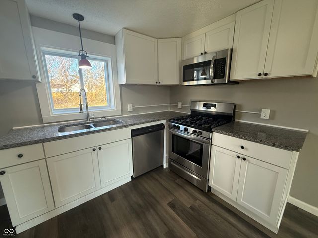 950 E Warren Street, Martinsville, IN 46151