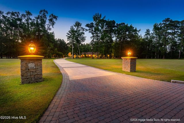 1535 Mclawhorn Farm Road, Greenville, NC 27858