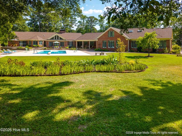 1535 Mclawhorn Farm Road, Greenville, NC 27858