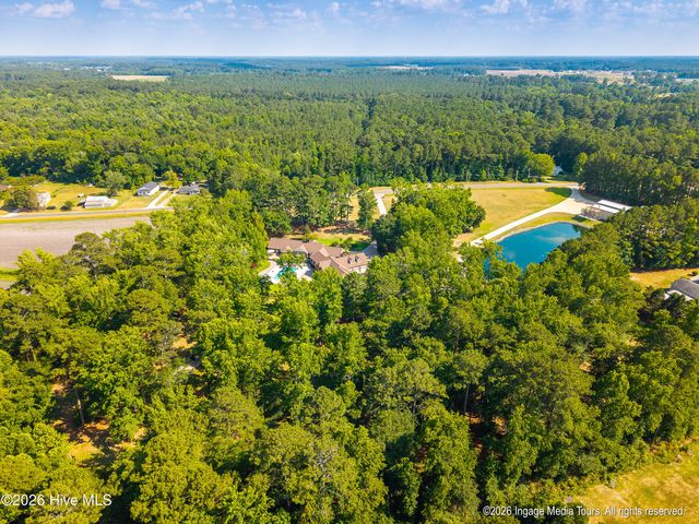 1535 Mclawhorn Farm Road, Greenville, NC 27858