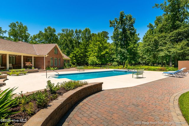 1535 Mclawhorn Farm Road, Greenville, NC 27858
