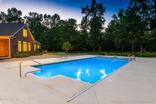 1535 Mclawhorn Farm Road, Greenville, NC 27858