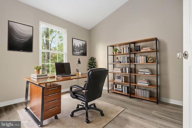 8 WINTER GARDEN CT, Olney, MD 20832