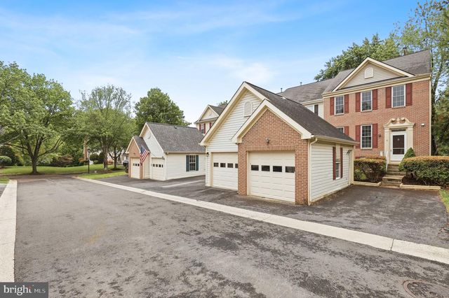 8 WINTER GARDEN CT, Olney, MD 20832